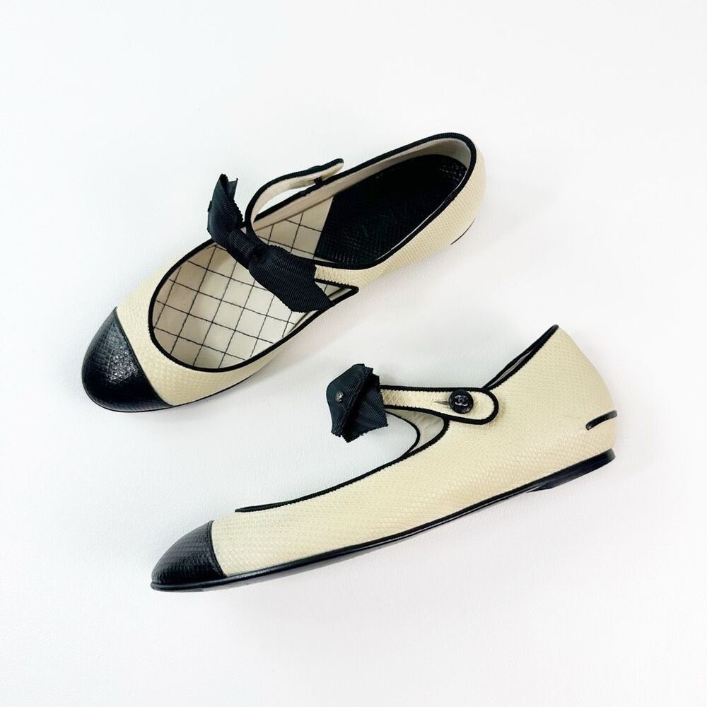 CHANEL Beige Black Cap Toe Leather CC Logo Ballet Flats Size 38.5 Mary Jane Bow - Picture 16 of 16